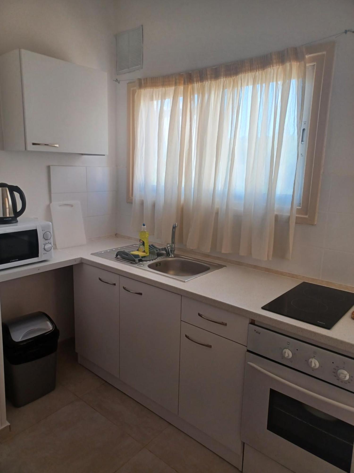 Terpsichore Holiday Apts Limassol Eksteriør billede
