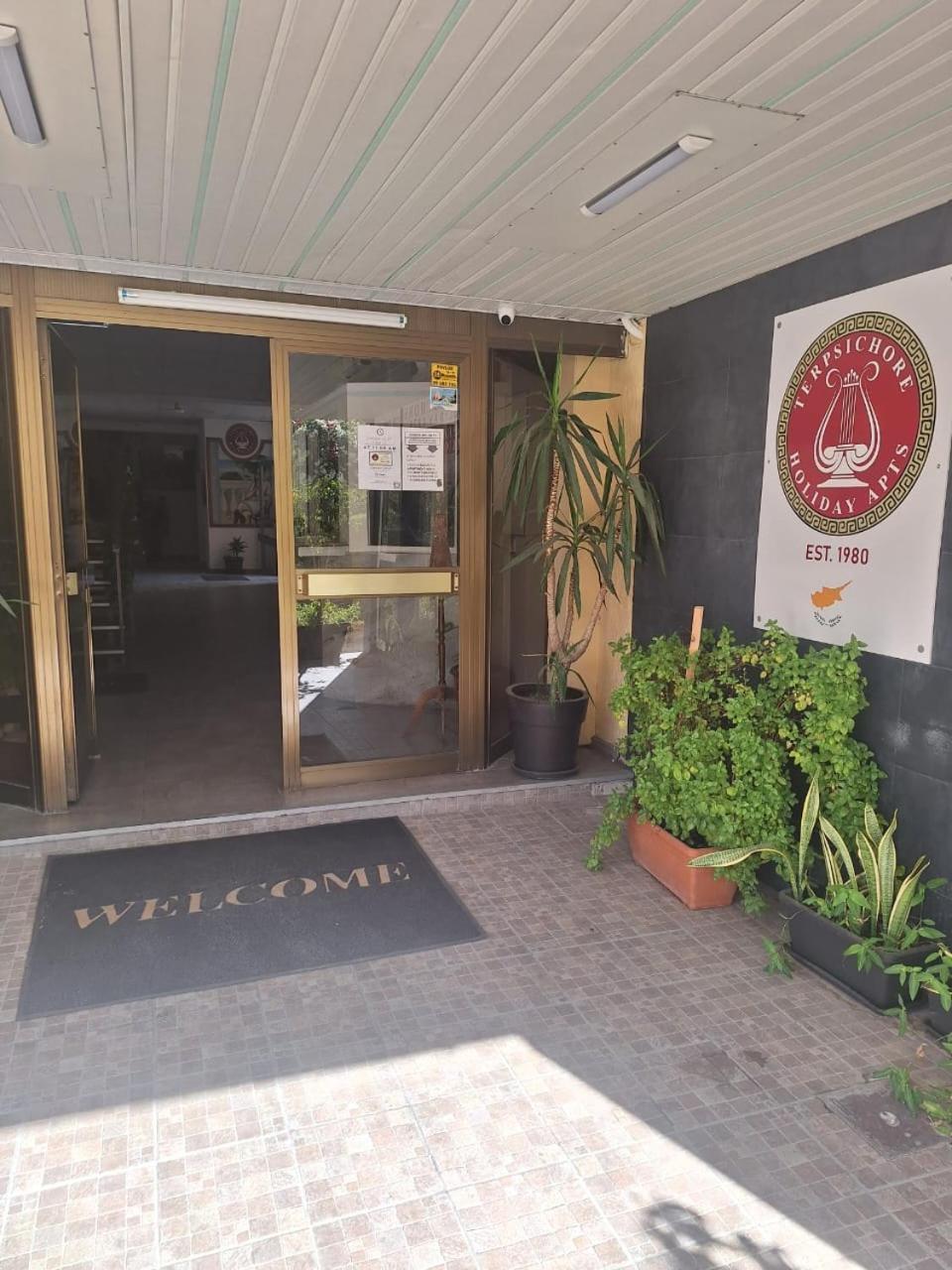 Terpsichore Holiday Apts Limassol Eksteriør billede