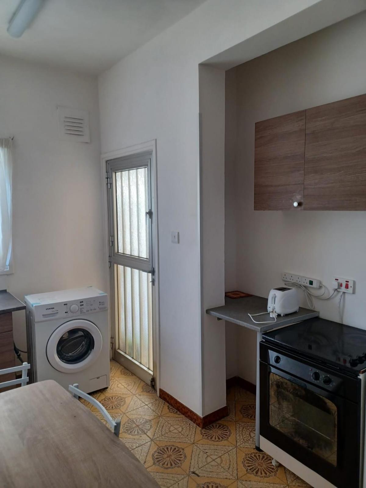 Terpsichore Holiday Apts Limassol Eksteriør billede