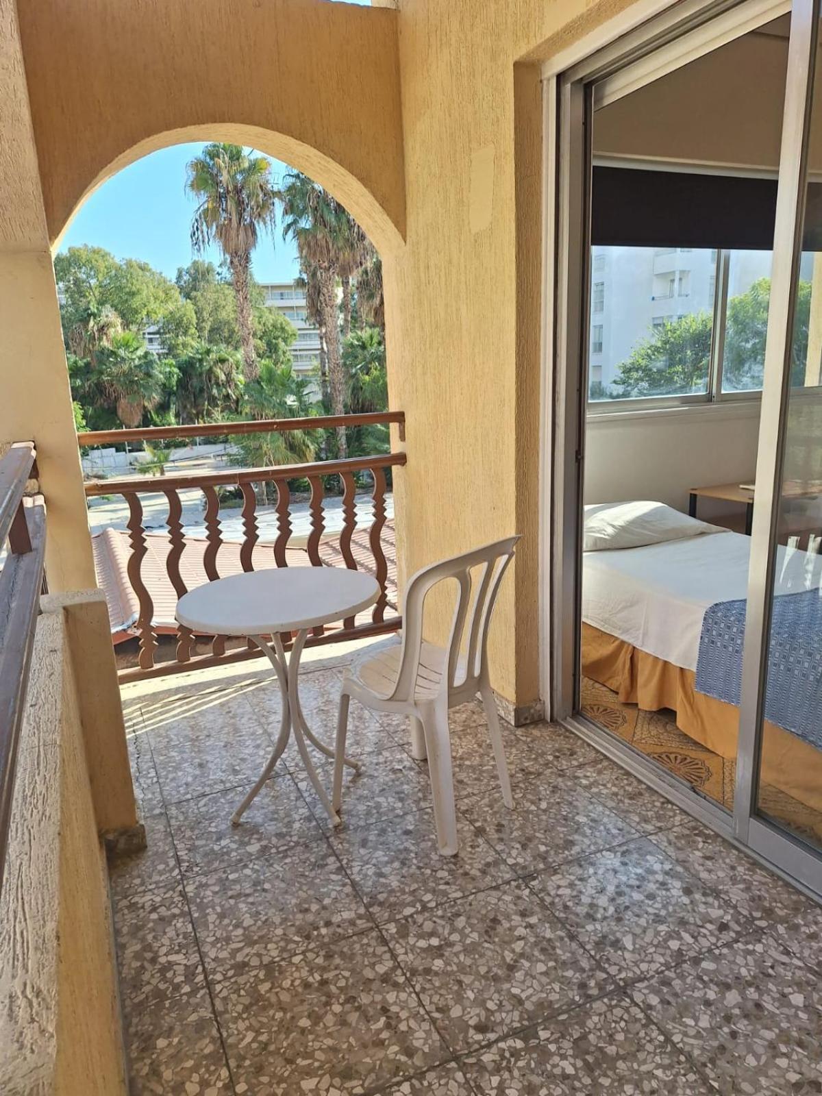 Terpsichore Holiday Apts Limassol Eksteriør billede