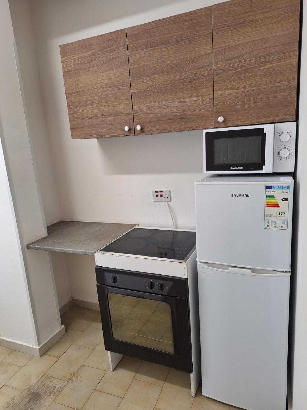 Terpsichore Holiday Apts Limassol Eksteriør billede